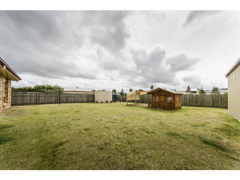 30 Tennyson Court, Westbrook QLD 4350