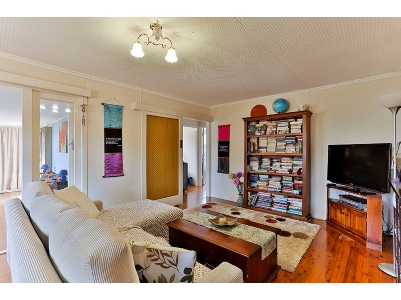 44 Tara Street, Wilsonton QLD 4350