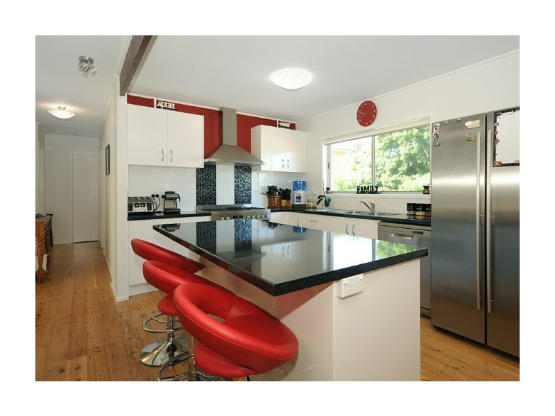 6 Maker Street, Rangeville QLD 4350