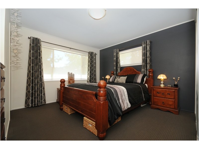 6 Maker Street, Rangeville QLD 4350