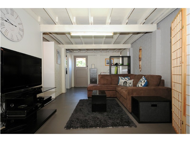 6 Maker Street, Rangeville QLD 4350