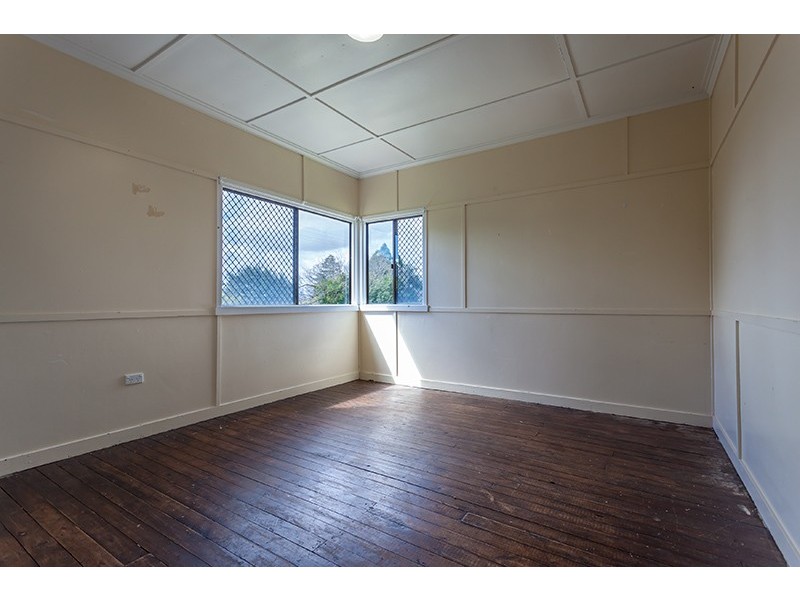 34 Dalgleish Street, South Toowoomba QLD 4350