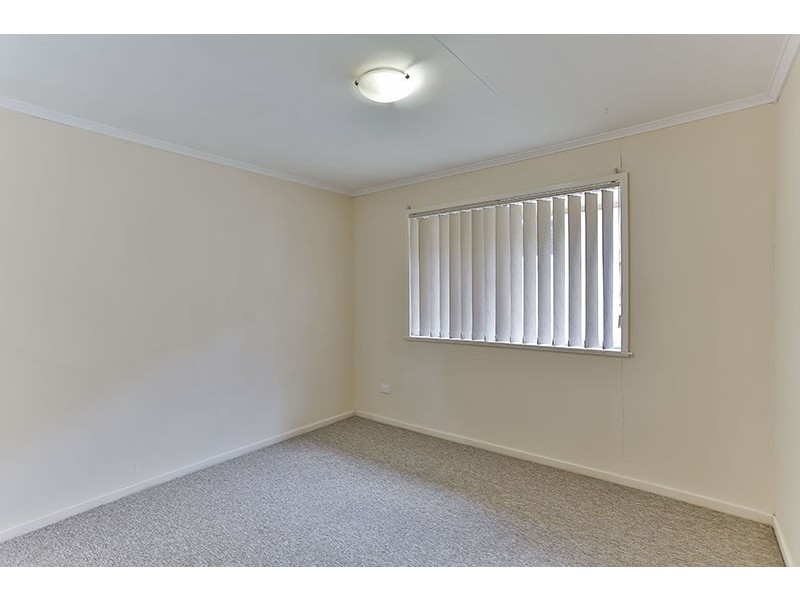 16 Catto Street, Centenary Heights QLD 4350