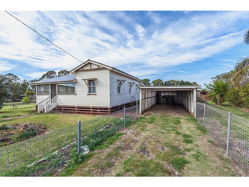 166 Stephen Street, Harristown QLD 4350
