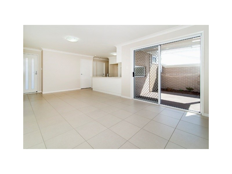 3/18 Swallow Court, Newtown QLD 4350