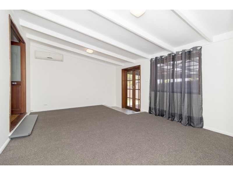 36 Debra Street, Centenary Heights QLD 4350