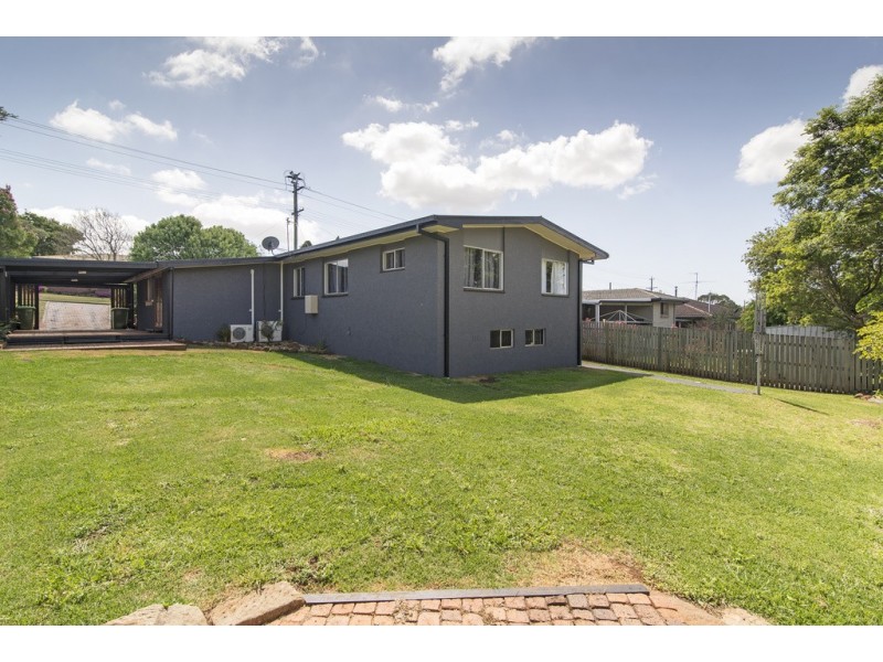 36 Debra Street, Centenary Heights QLD 4350