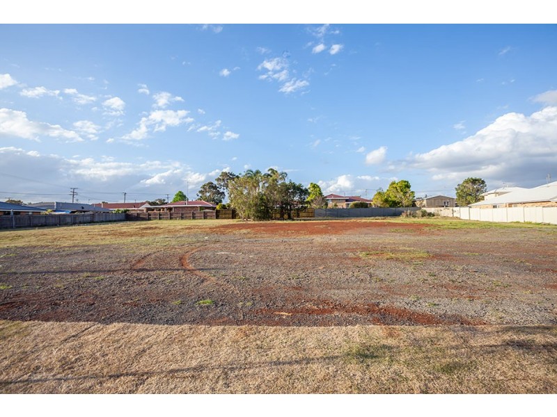 9 Kirra Street, Wilsonton QLD 4350