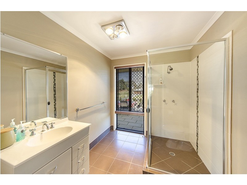 9 Phoebe Court, Cotswold Hills QLD 4350