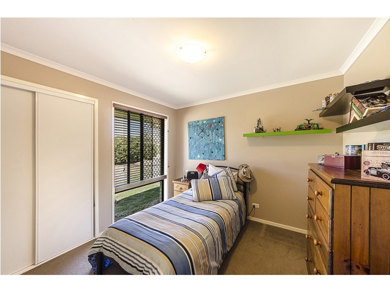 9 Phoebe Court, Cotswold Hills QLD 4350