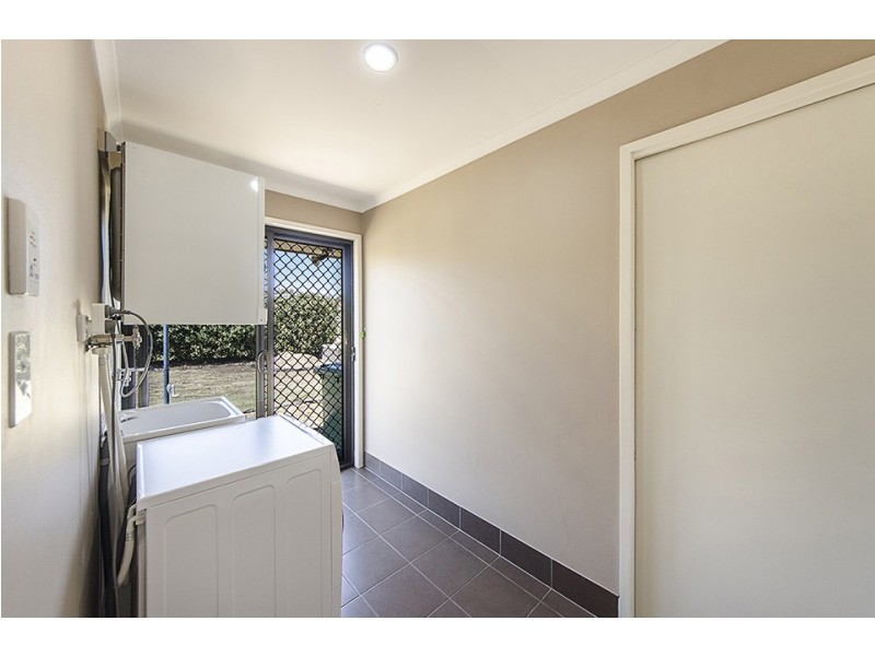 9 Phoebe Court, Cotswold Hills QLD 4350