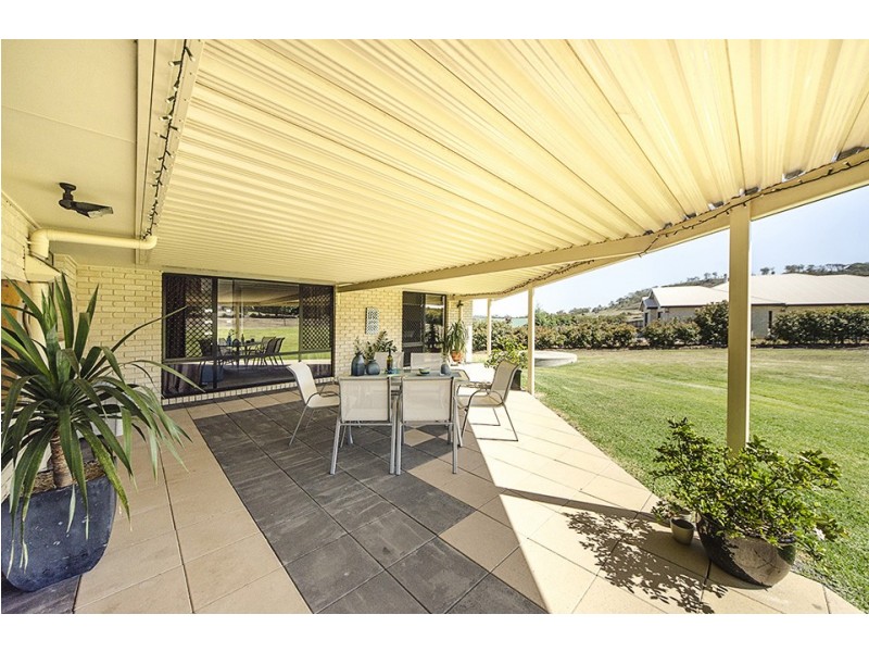 9 Phoebe Court, Cotswold Hills QLD 4350