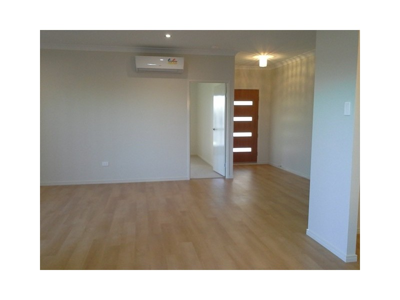 1/21 Sweeney Street, Kearneys Spring QLD 4350