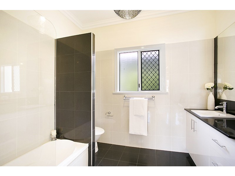 87 Phillip Street, South Toowoomba QLD 4350