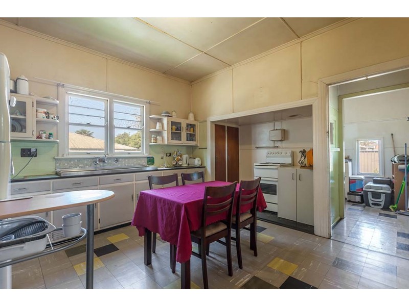 30 Joyce Street, South Toowoomba QLD 4350