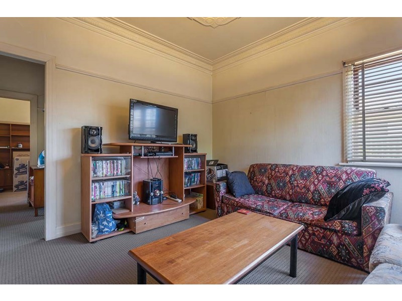 30 Joyce Street, South Toowoomba QLD 4350