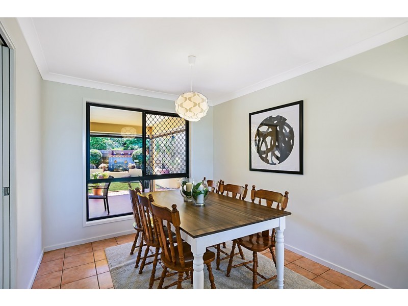 25 Catalina Drive, Wilsonton QLD 4350