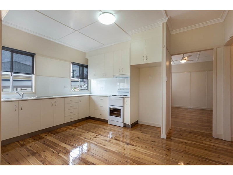 15 Gaydon Street, Newtown QLD 4350