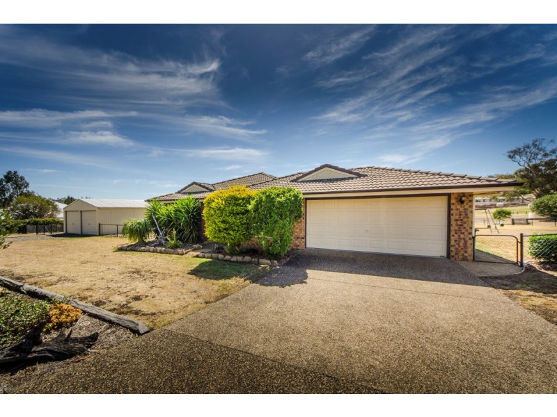 8 Roderick Drive, Cotswold Hills QLD 4350