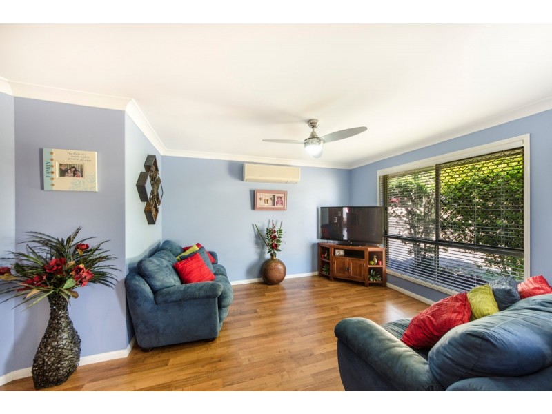 8 Roderick Drive, Cotswold Hills QLD 4350
