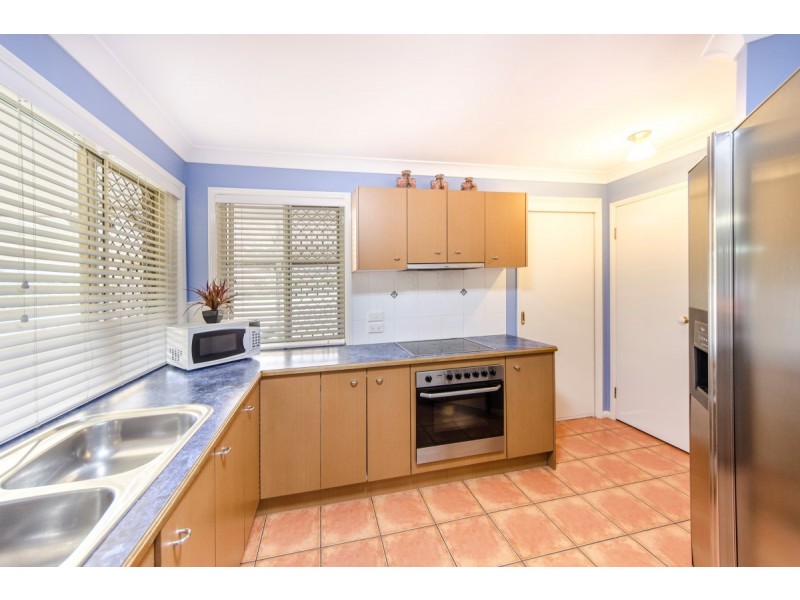 8 Roderick Drive, Cotswold Hills QLD 4350
