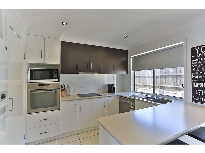 Unit 3, 4A Rose Street, Wilsonton QLD 4350
