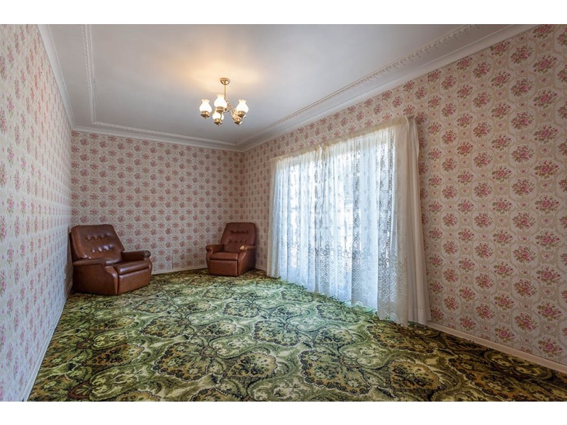 127 Stephen Street, Harristown QLD 4350