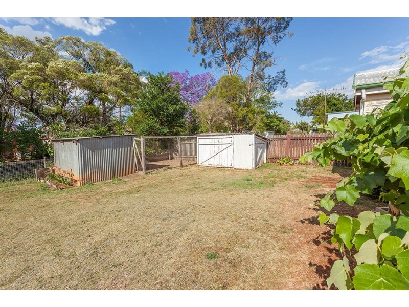 127 Stephen Street, Harristown QLD 4350