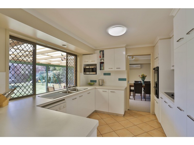19 Jull Drive, Centenary Heights QLD 4350