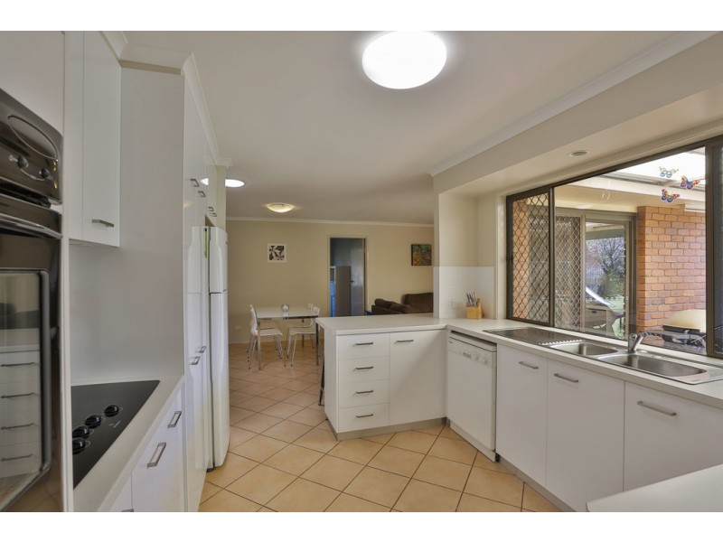 19 Jull Drive, Centenary Heights QLD 4350