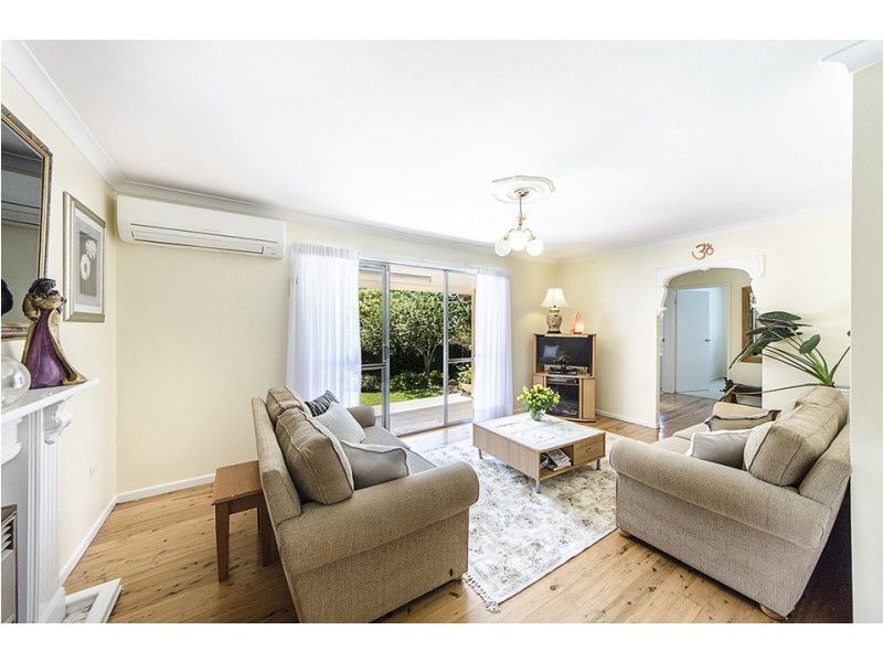 3 Bingara Street, Mount Lofty QLD 4350