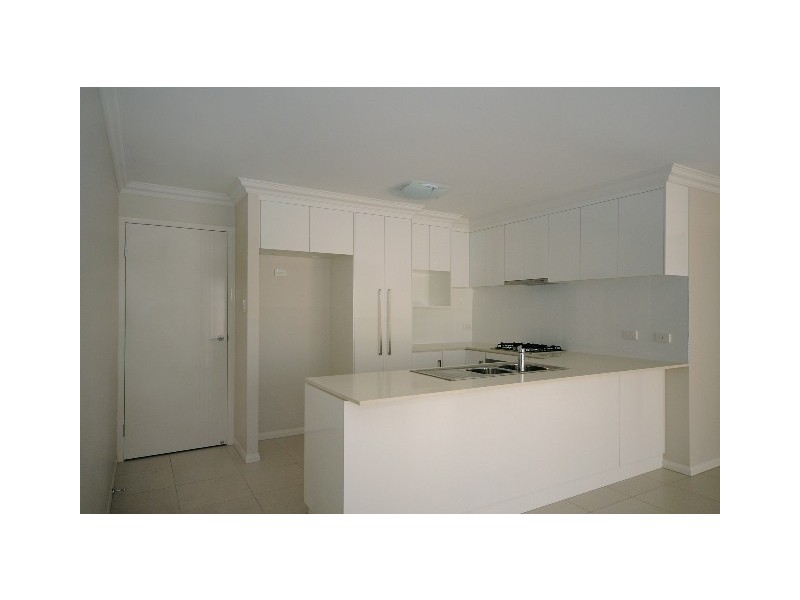 2/72A Cortress Street, Kearneys Spring QLD 4350