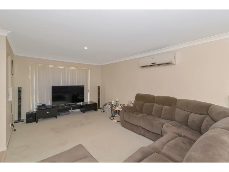 7 Moorina Drive, Harristown QLD 4350