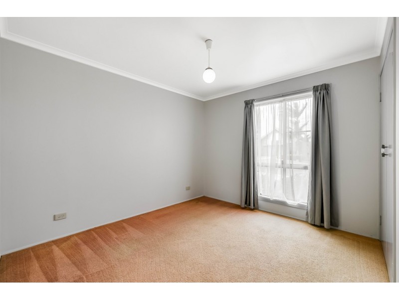 15 Moore Crescent, Wilsonton QLD 4350