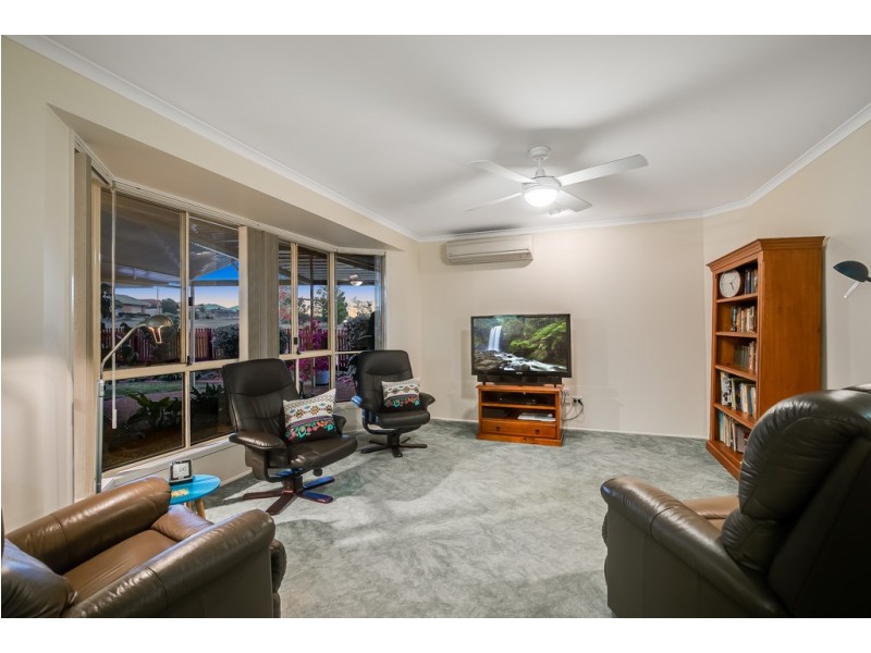 22 Halsworth Street, Cranley QLD 4350