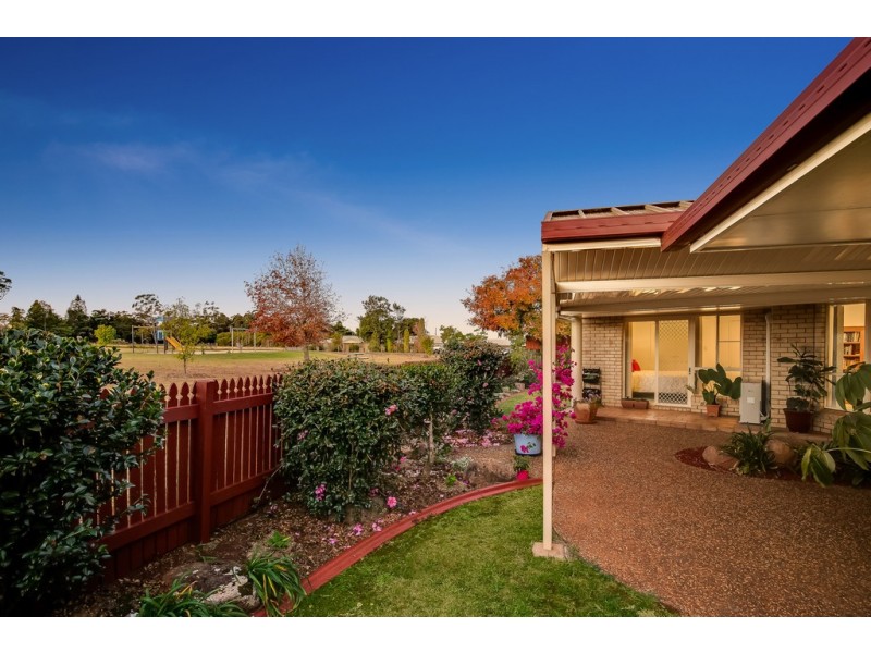 22 Halsworth Street, Cranley QLD 4350