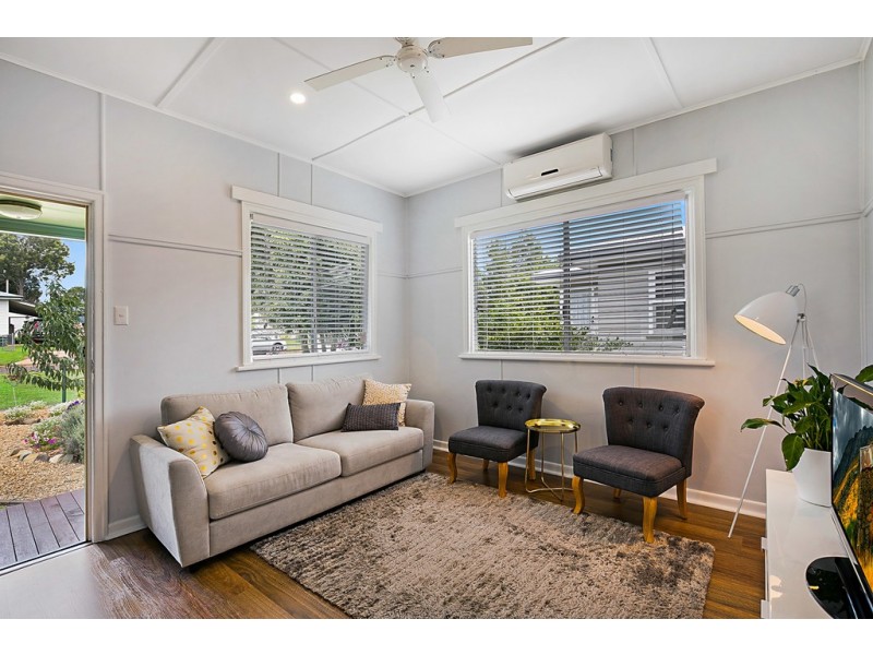 19 Park Street, Wilsonton QLD 4350