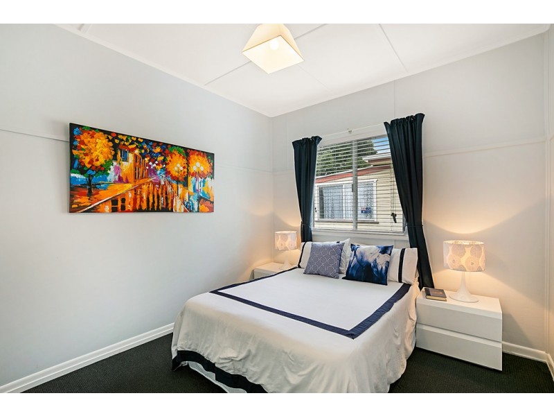 19 Park Street, Wilsonton QLD 4350