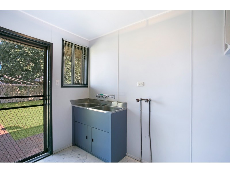 13 Sprott Street, Wilsonton QLD 4350