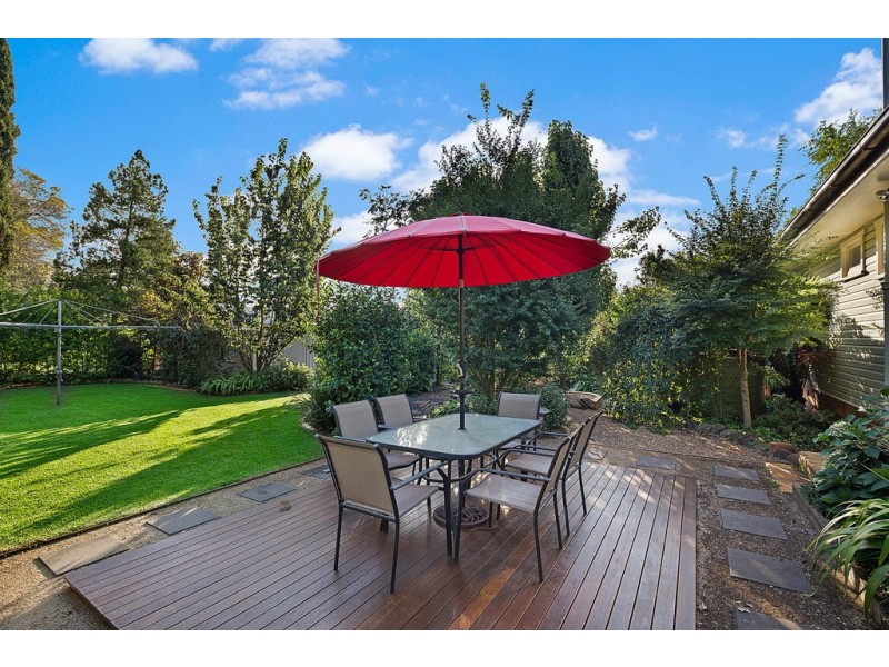 80 North Street, Mount Lofty QLD 4350