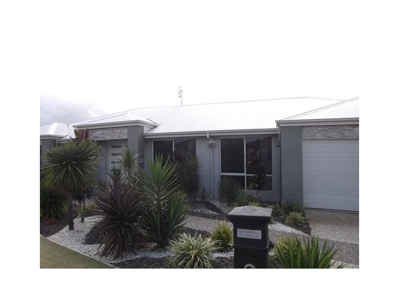 294 Ramsay Street, Middle Ridge QLD 4350