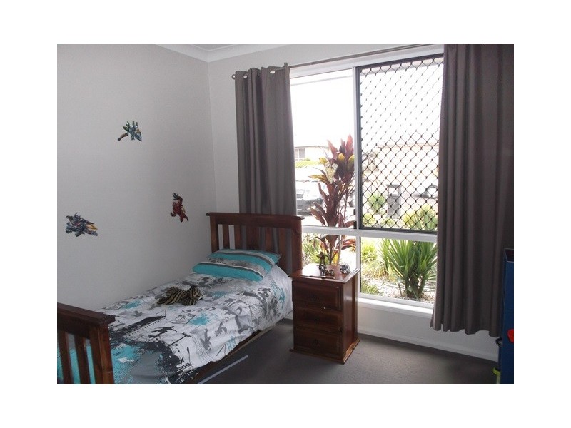 294 Ramsay Street, Middle Ridge QLD 4350