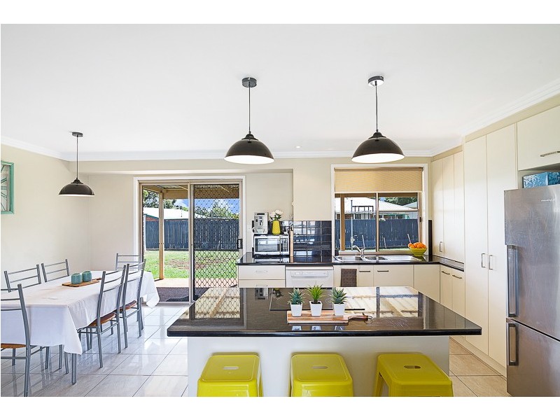 62 Moore Crescent, Wilsonton QLD 4350