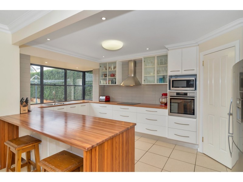 26 Hinchcliffe Drive, Kearneys Spring QLD 4350