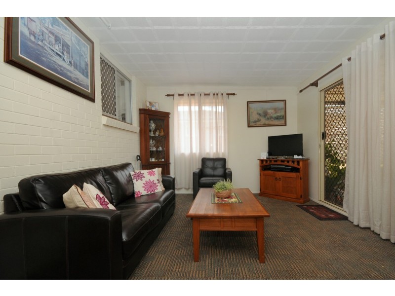 194 Ruthven Street, North Toowoomba QLD 4350