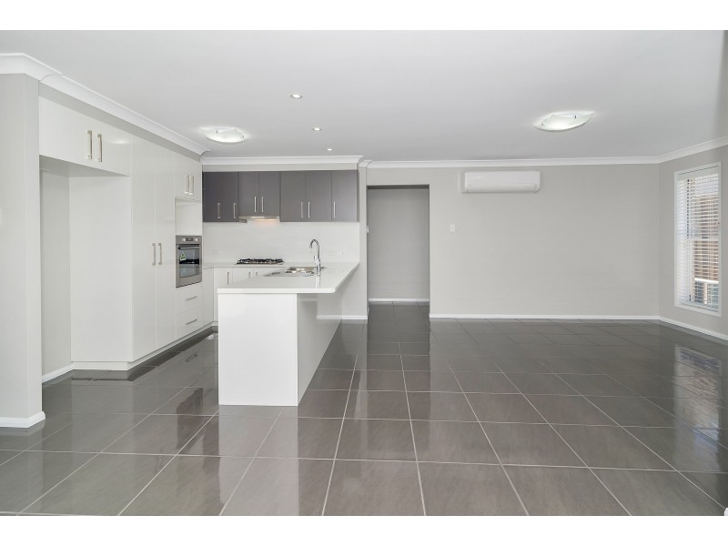 3/19 Sandalwood Drive, Glenvale QLD 4350