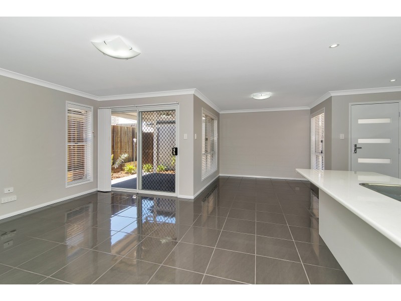 3/19 Sandalwood Drive, Glenvale QLD 4350