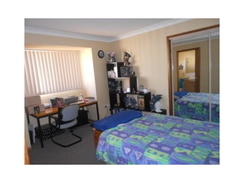 8/15 Donna Court, Kearneys Spring QLD 4350