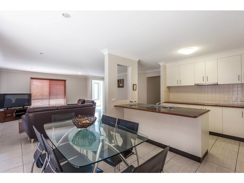 53 Drayton Road, Harristown QLD 4350