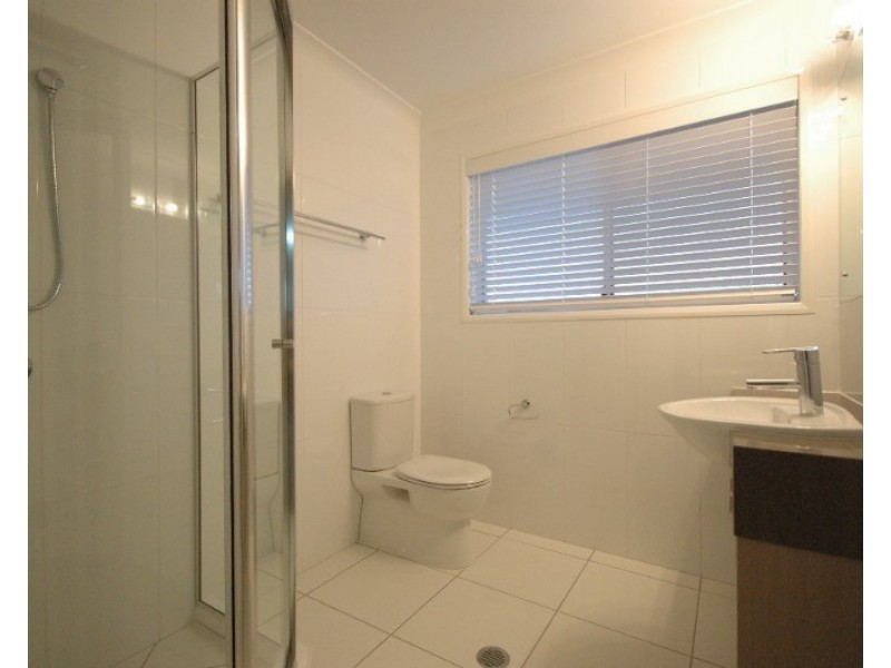 1/2A Daranlee Court, East Toowoomba QLD 4350